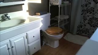 Dani pooping while reading