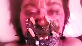 Hot scat on her face
