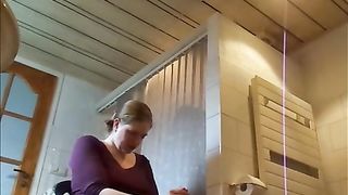 Mariska is constipated