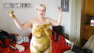 German girl smearing crap