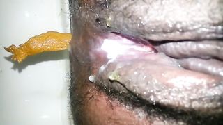 Yellow shit and pussy leak