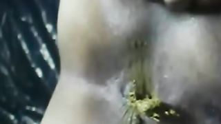 Yellow shit from her tight ass