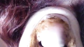 Licking her shitty face