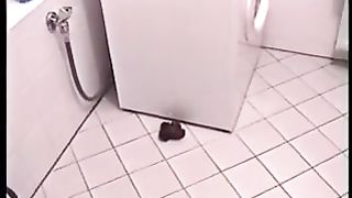 Pregnant girl pooping in the tub