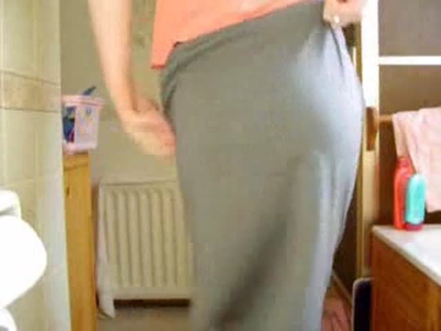 Big shit in her panties