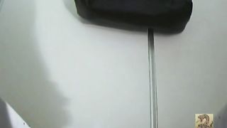 Japanese girl pooping